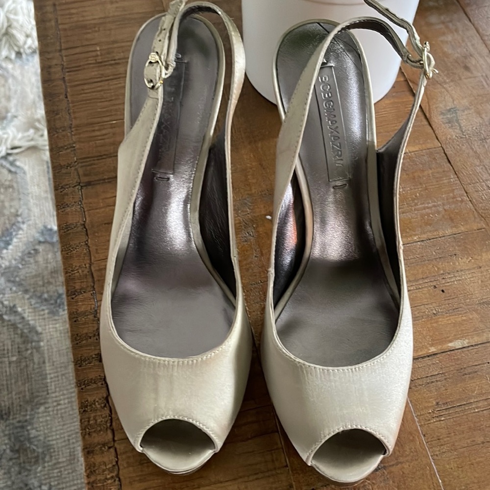 BCBGMAXAZRIA Hells